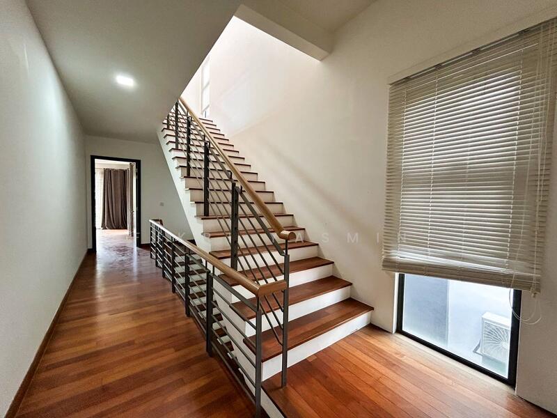 Twin Villa for Sale in Presint 8 (Putrajaya) - Fikri Yasmin - Corridor - PropertyGuru.com.my