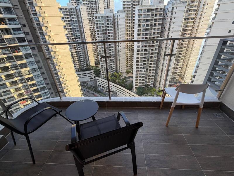 Bay Point @ Country Garden Danga Bay untuk Untuk Disewa - RM 3,000 /bulan, Mac 2026 - Balcony - PropertyGuru.com.my