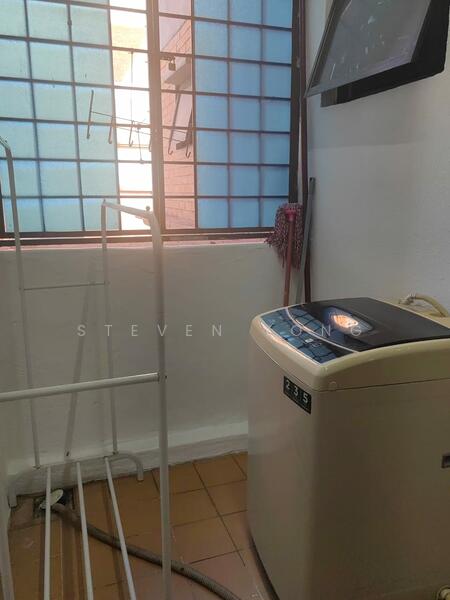 Evergreen Park Acorn & Hazel untuk Untuk Dijual - RM 350,000, Feb 2026 - Balcony - PropertyGuru.com.my