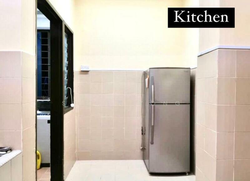 Evergreen Park Acorn & Hazel untuk Untuk Dijual - RM 350,000, Feb 2026 - Kitchen - PropertyGuru.com.my