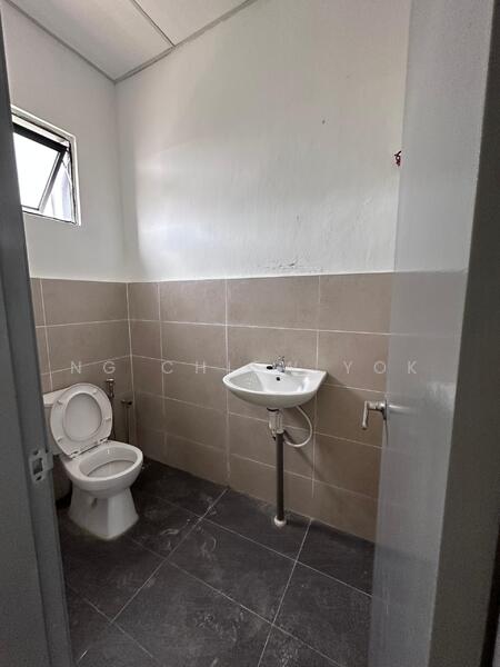 For Sale - Corner Semi Detached Warehouse @Penampang