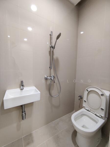 Service Residence for Rent at Crown Residences @ Pavilion Damansara Heights - Tan See Long - Bathroom - PropertyGuru.com.my