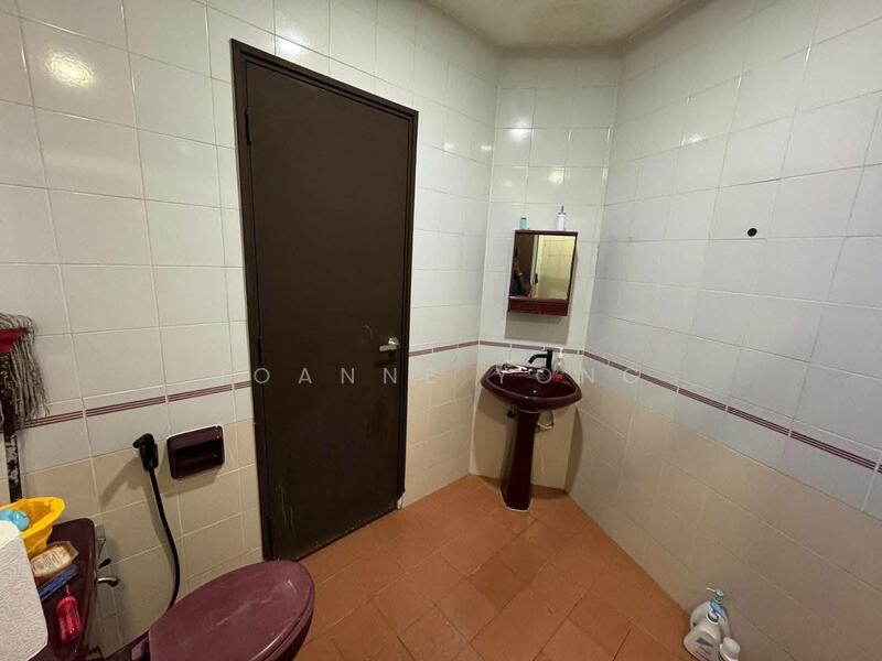 Aloha Tower Condominium untuk Untuk Dijual - RM 480,000, Feb 2026 - Bathroom - PropertyGuru.com.my