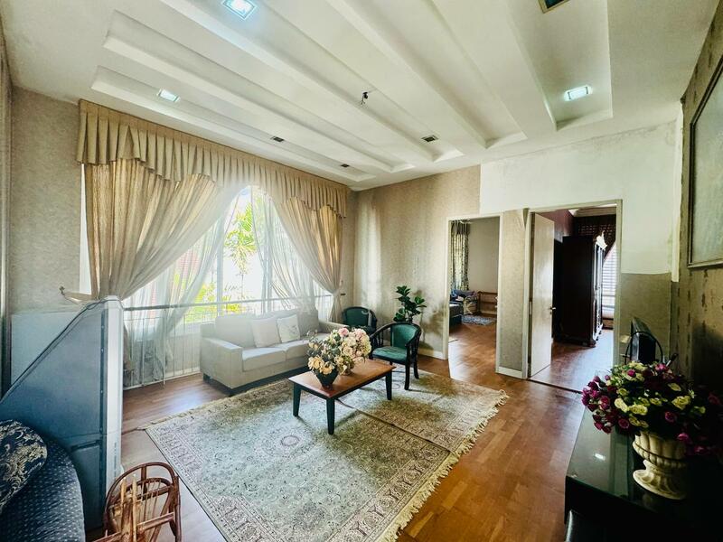 Bungalow for Sale in Seksyen 13 (Shah Alam) - Nadia Shukri - Living Room - PropertyGuru.com.my