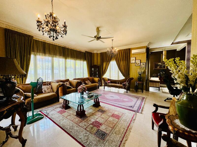 Bungalow for Sale in Seksyen 13 (Shah Alam) - Nadia Shukri - Living Room - PropertyGuru.com.my