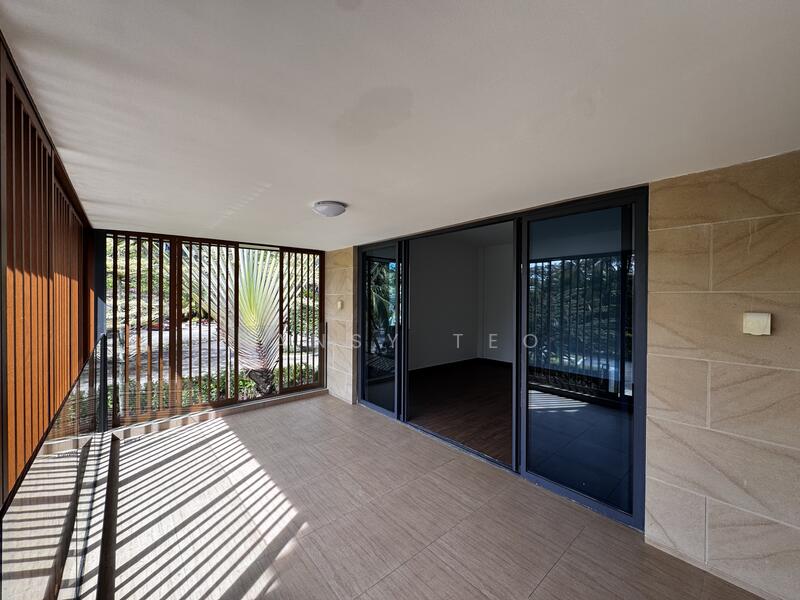 Cluster House for Sale in Forest City (Gelang Patah) - Pansy Teo - Balcony - PropertyGuru.com.my