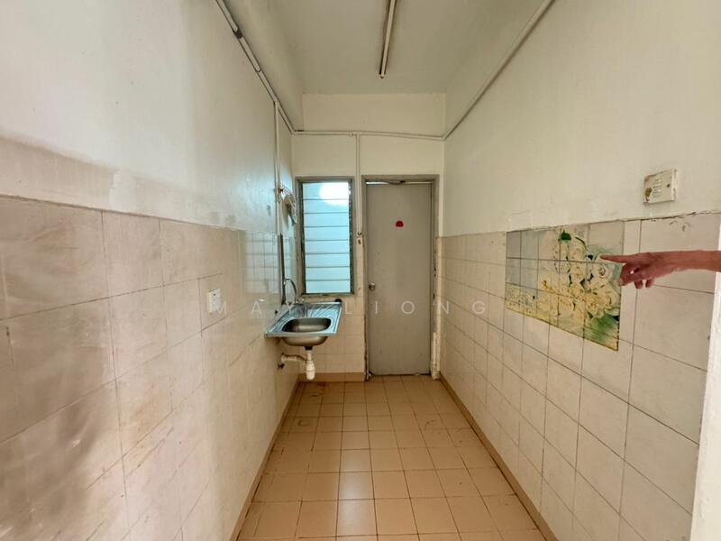 Vista Shop Apartment (Damansara Damai) untuk Untuk Dijual - RM 180,000, Feb 2026 - Kitchen - PropertyGuru.com.my