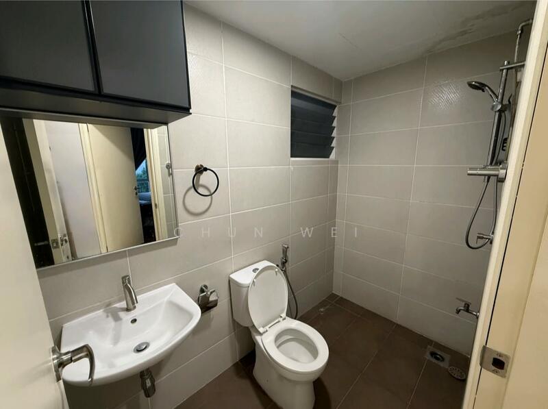 Condominium for Rent at Paraiso Residence @ The Earth - Chun Wei - Bathroom - PropertyGuru.com.my