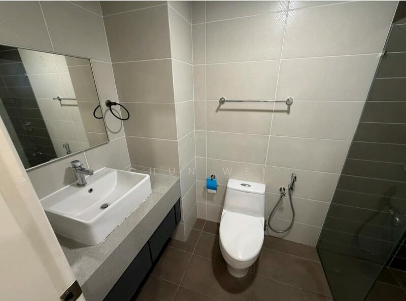 Condominium for Rent at Paraiso Residence @ The Earth - Chun Wei - Bathroom - PropertyGuru.com.my