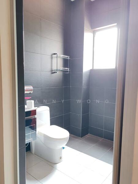 Taman Putra Indah untuk Untuk Dijual - RM 635,000, Feb 2026 - Bathroom - PropertyGuru.com.my