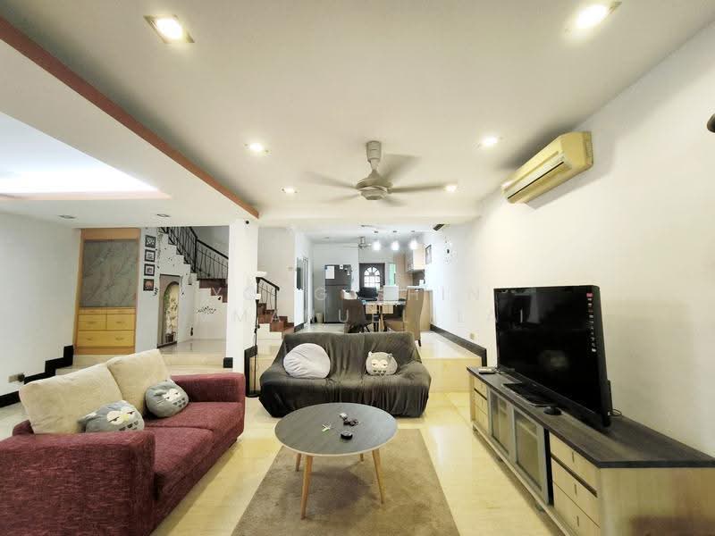 2-storey Terraced House for Rent in Damansara Kim (Petaling Jaya) - Yong Shin Emmanuel Lai - Living Room - PropertyGuru.com.my