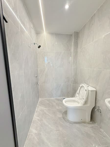 1-storey Terraced House for Sale in Johor Bahru (Johor) - Shi Yun Cheng - Bathroom - PropertyGuru.com.my