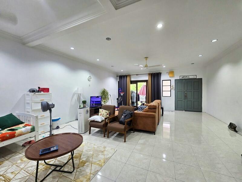 2-storey Terraced House for Sale in Puchong (Selangor) - Daniel Tan - Living Room - PropertyGuru.com.my