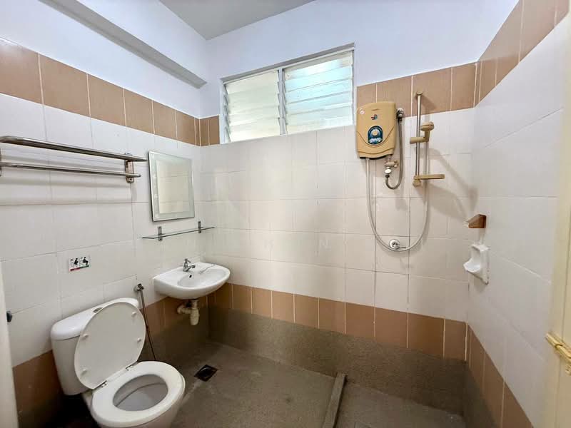 Condominium for Rent at D'Piazza - Gan Chun Kai - Bathroom - PropertyGuru.com.my