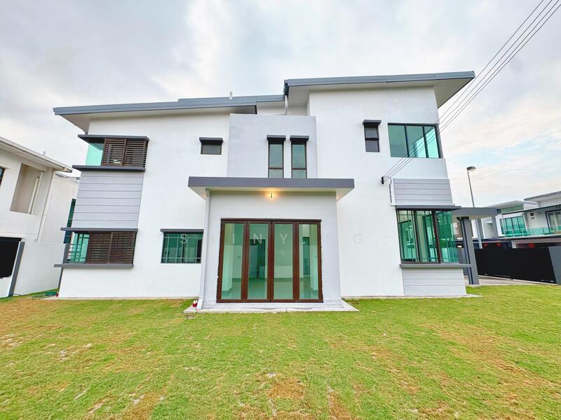 2-storey Terraced House for Sale in Bukit Raja (Selangor) - Shiny Ng - Exterior - PropertyGuru.com.my