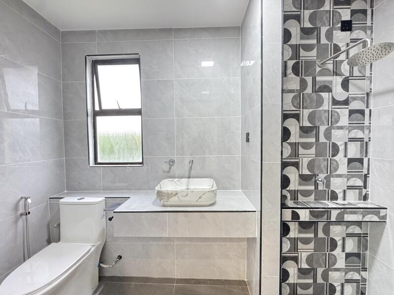 2-storey Terraced House for Sale in Bukit Raja (Selangor) - Shiny Ng - Bathroom - PropertyGuru.com.my