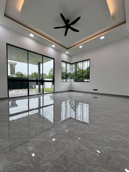 2-storey Terraced House for Sale in Bukit Raja (Selangor) - Shiny Ng - Interior - PropertyGuru.com.my