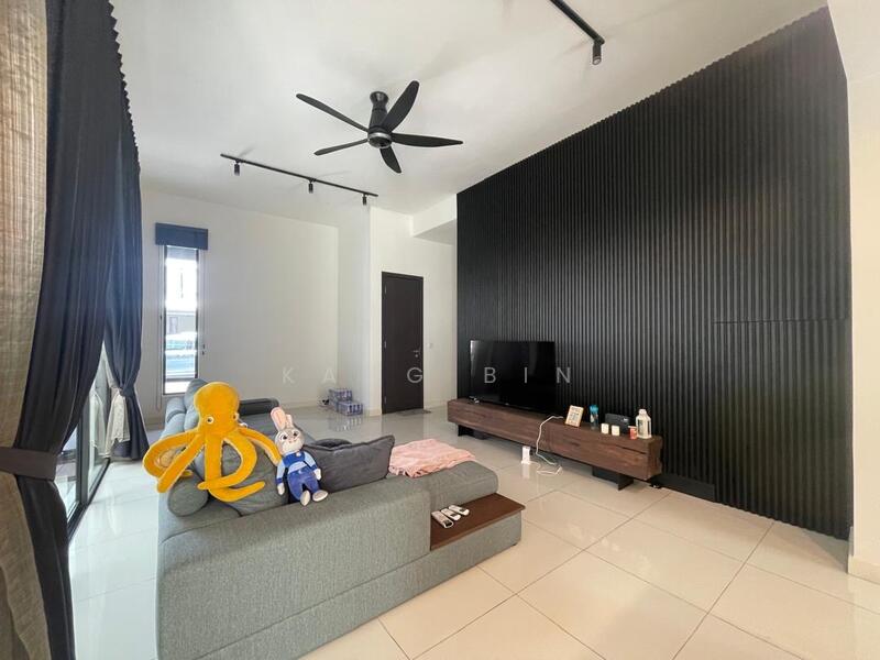 Terraced House for Sale in Medini (Iskandar Puteri (Nusajaya)) - Kang Bin - Living Room - PropertyGuru.com.my