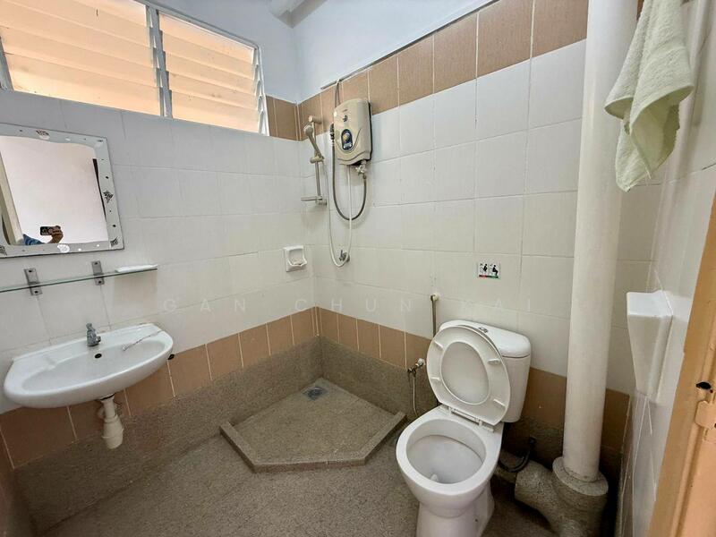 Condominium for Rent at D'Piazza - Gan Chun Kai - Bathroom - PropertyGuru.com.my