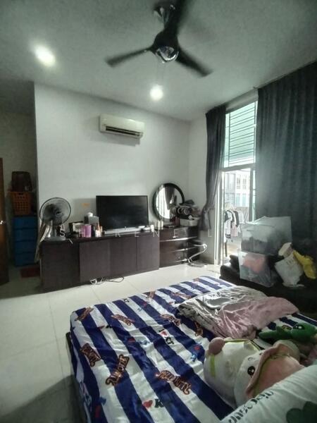 Austin residence @ Taman mount austin untuk Untuk Dijual - RM 800,000, Apr 2026 - Bedroom - PropertyGuru.com.my