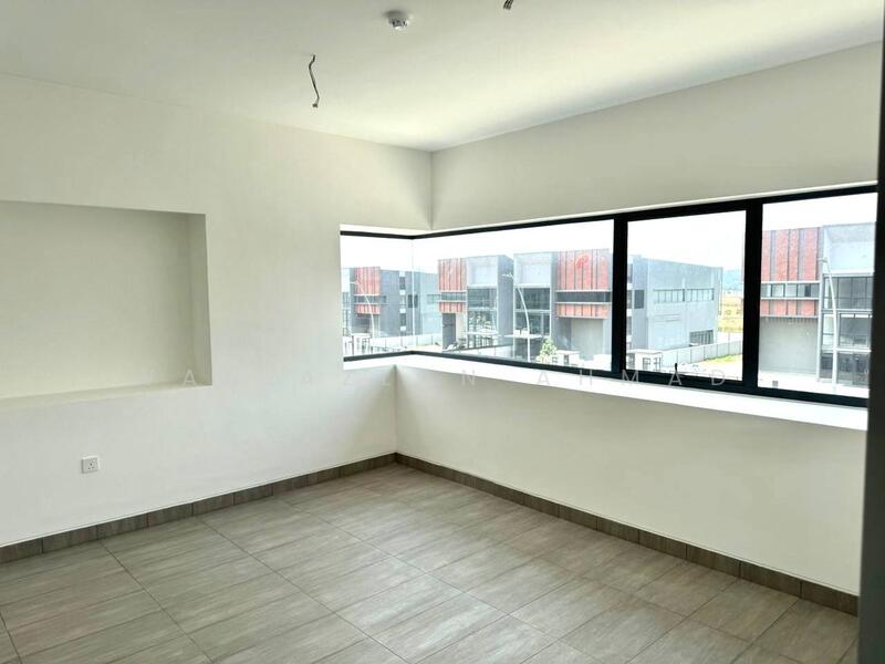 Factory for Rent in Sungai Buloh (Selangor) - Wan Azlan Ahmad - Interior - PropertyGuru.com.my