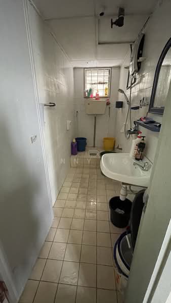 Apartment for Sale at Subang Perdana Goodyear Court 6 - Penny Ng - Bathroom - PropertyGuru.com.my
