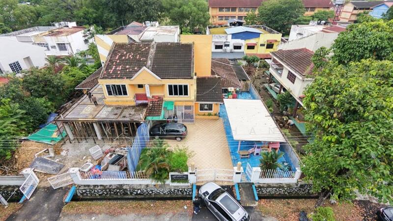 Semi-Detached House for Sale in Klang (Selangor) - Kenny Chan - PropertyGuru.com.my
