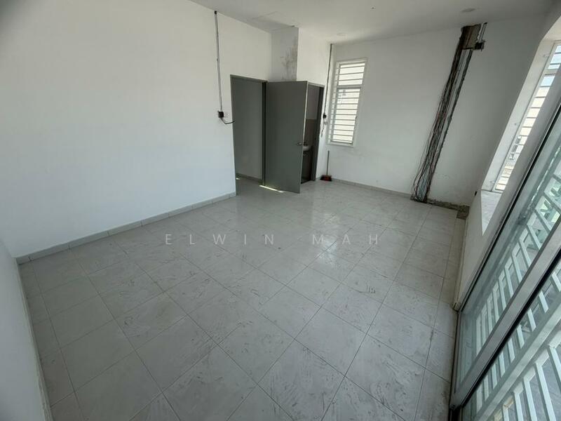 2-storey Terraced House for Sale in Taman Kundang Jaya (Rawang) - Elwin Mah - Interior - PropertyGuru.com.my