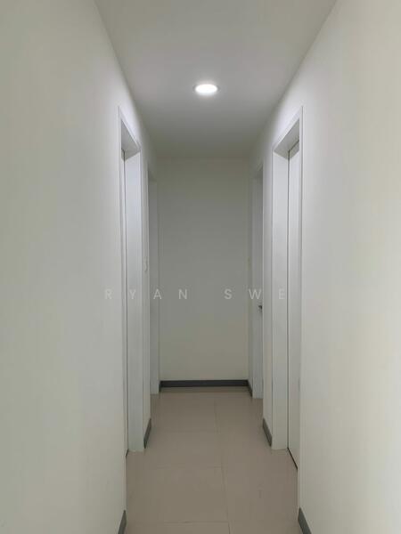 Service Residence for Sale at United Point (Residensi Berpadu) - Ryan Swe - Corridor - PropertyGuru.com.my