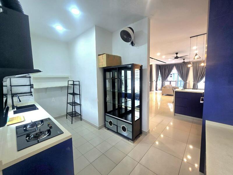 3-storey Terraced House for Sale in Bandar Rinching (Semenyih) - Ashraf Azwan - Kitchen - PropertyGuru.com.my