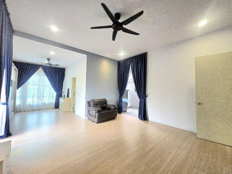 3-storey Terraced House for Sale in Bandar Rinching (Semenyih) - Ashraf Azwan - Living Room - PropertyGuru.com.my