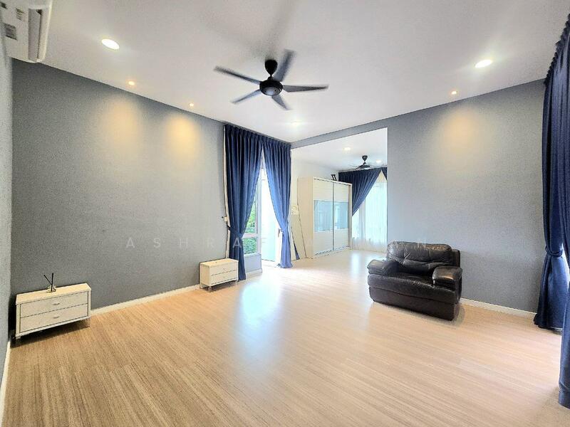 3-storey Terraced House for Sale in Bandar Rinching (Semenyih) - Ashraf Azwan - Living Room - PropertyGuru.com.my