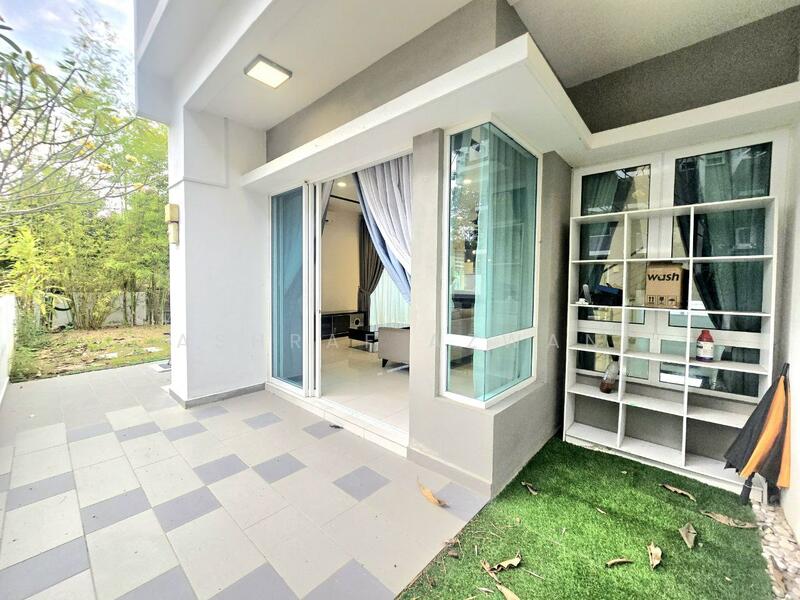 3-storey Terraced House for Sale in Bandar Rinching (Semenyih) - Ashraf Azwan - Exterior - PropertyGuru.com.my
