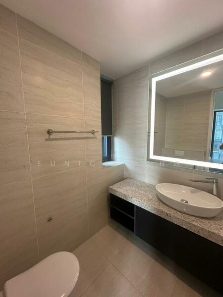 Service Residence for Rent at Star Residences Two - Eunice Wang - Bathroom - PropertyGuru.com.my
