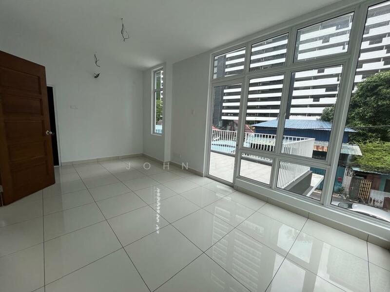 3 Storey Semi-D, Jalan Madrasah untuk Untuk Dijual - RM 1,650,000, Feb 2026 - Interior - PropertyGuru.com.my