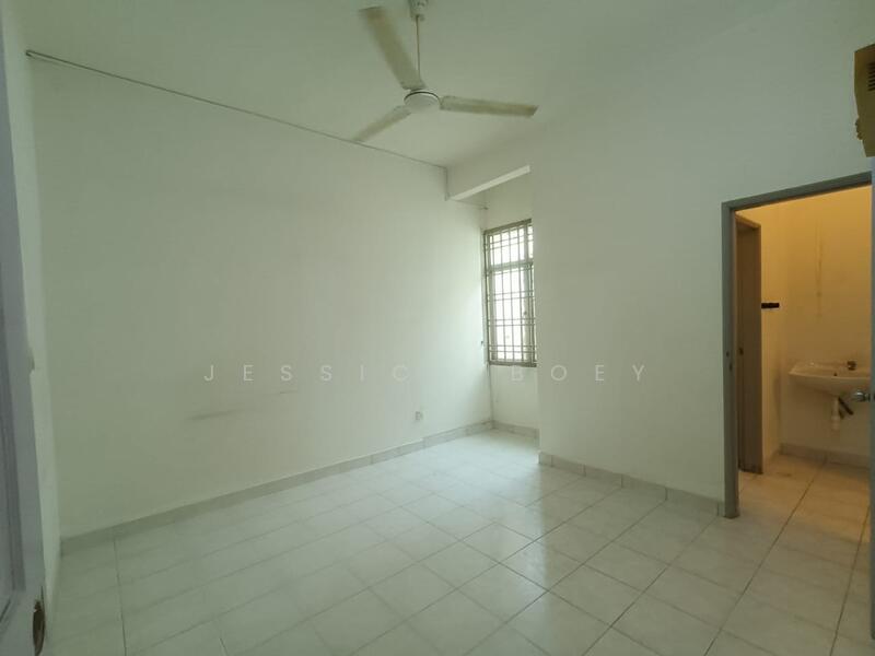 TAMAN IMPIAN EMAS (BUKIT IMPIAN RESIDENCE) untuk Untuk Dijual - RM 775,000, Mac 2026 - Interior - PropertyGuru.com.my