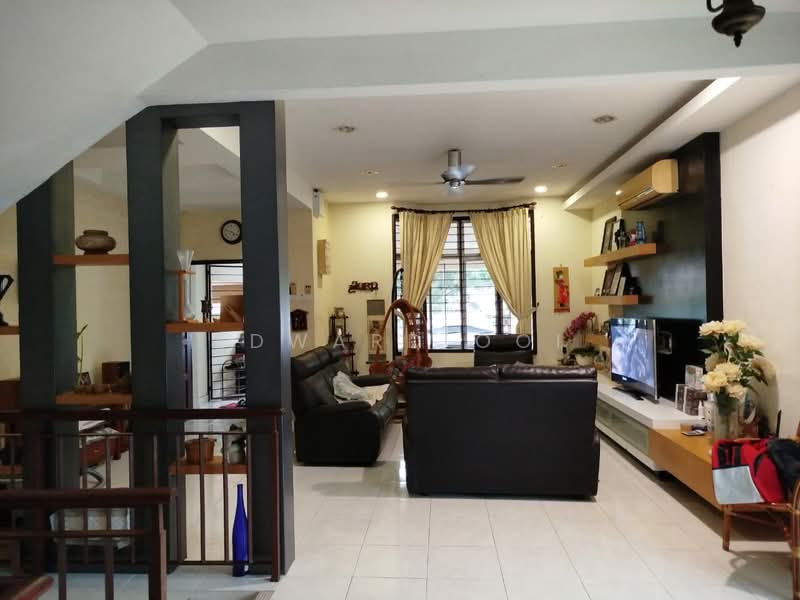 Rumah Teres 2 Tingkat untuk Dijual di Taman Sungai Sering (Cheras) - Edward Ooi - Living Room - PropertyGuru.com.my
