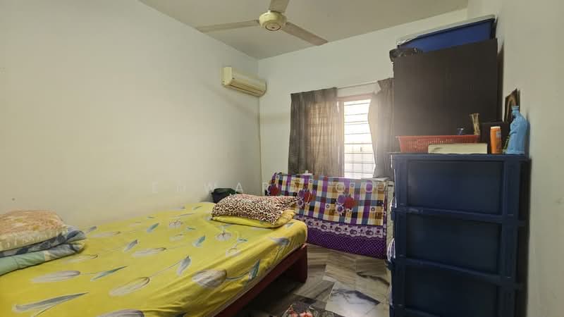 Rumah Teres 2 Tingkat untuk Dijual di Taman Alam Damai (Cheras) - Edward Ooi - Bedroom - PropertyGuru.com.my