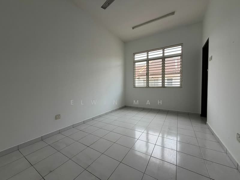 2-storey Terraced House for Sale in Kota Emerald (Rawang) - Elwin Mah - PropertyGuru.com.my