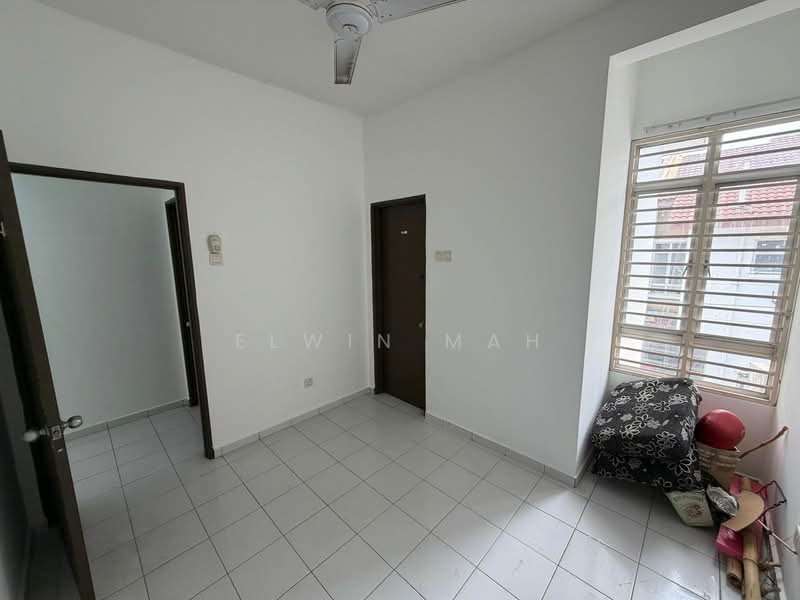 2-storey Terraced House for Sale in Kota Emerald (Rawang) - Elwin Mah - PropertyGuru.com.my