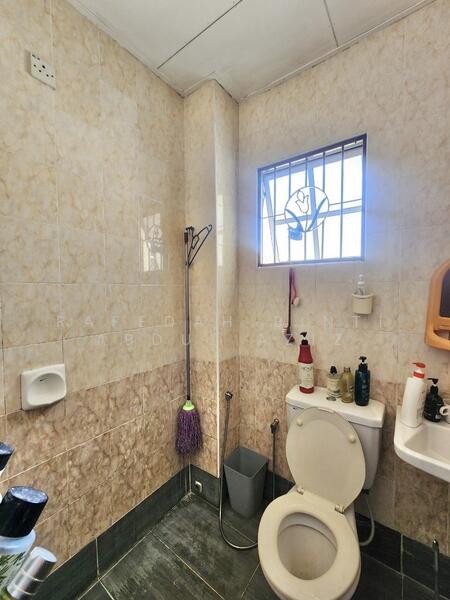 Bukit Bandaraya Seksyen U11 Shah Alam untuk Untuk Dijual - RM 670,000, Apr 2026 - Bathroom - PropertyGuru.com.my