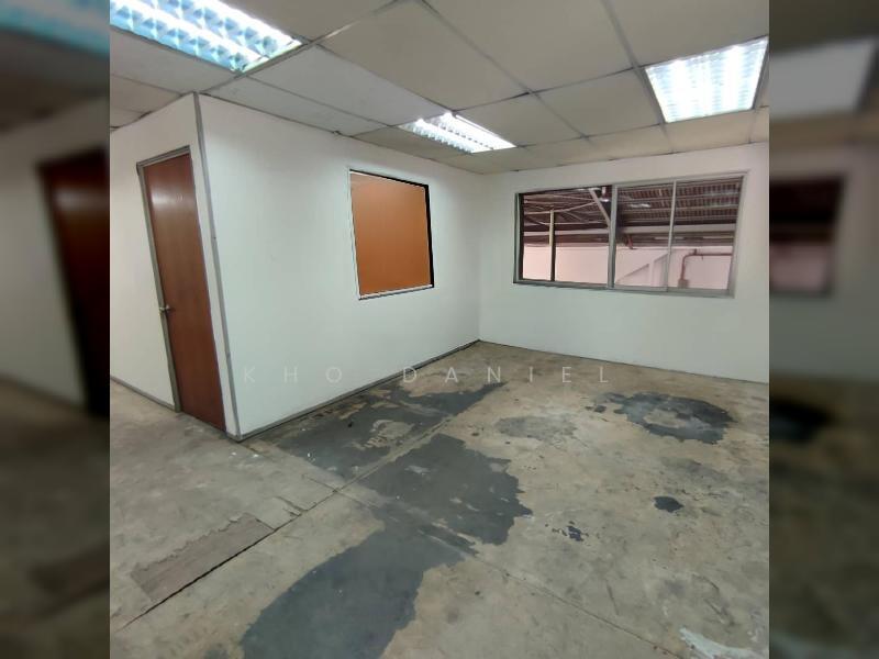 Warehouse for Rent in Bukit Kemuning (Shah Alam) - Kho Daniel - Interior - PropertyGuru.com.my