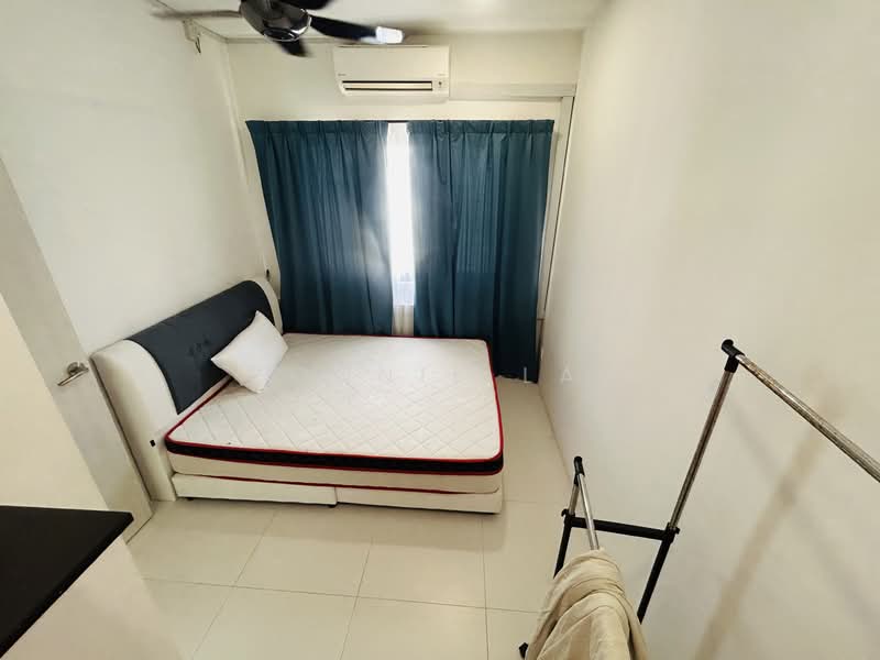 Condominium for Rent at Treetops Residence - Connie Lai - Bedroom - PropertyGuru.com.my