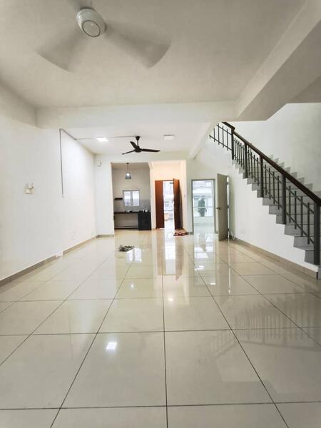 2-storey Terraced House for Sale in Bandar Seri Alam (Masai) - Zack Chow - Living Room - PropertyGuru.com.my