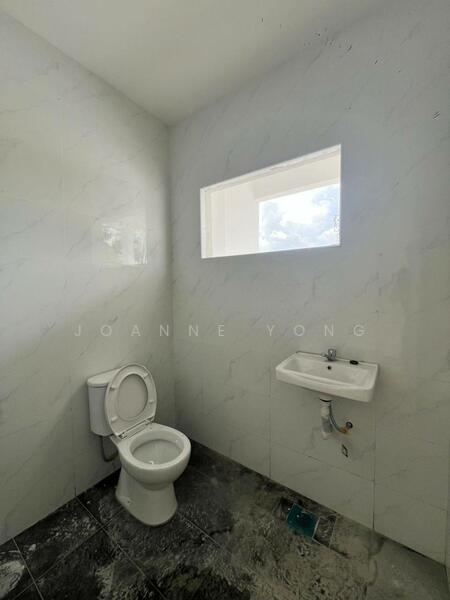 2-storey Terraced House for Sale in Kulai (Johor) - Joanne Yong - Bathroom - PropertyGuru.com.my