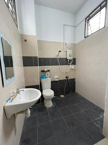 2-storey Terraced House for Sale in Johor Bahru (Johor) - Winson Tan - Bathroom - PropertyGuru.com.my