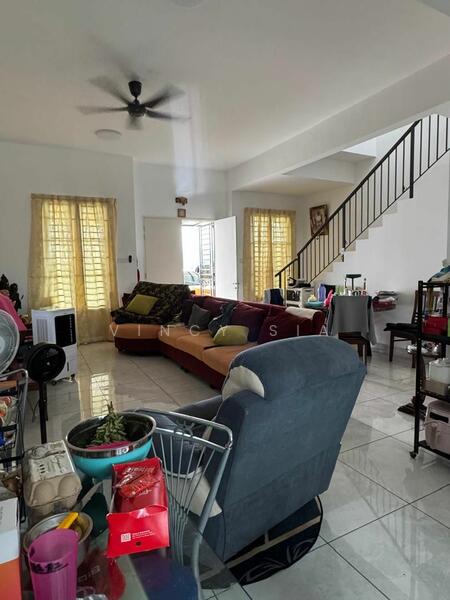 2-storey Terraced House for Sale in Bandar Putra (Kulai) - Vincy Sia - Living Room - PropertyGuru.com.my