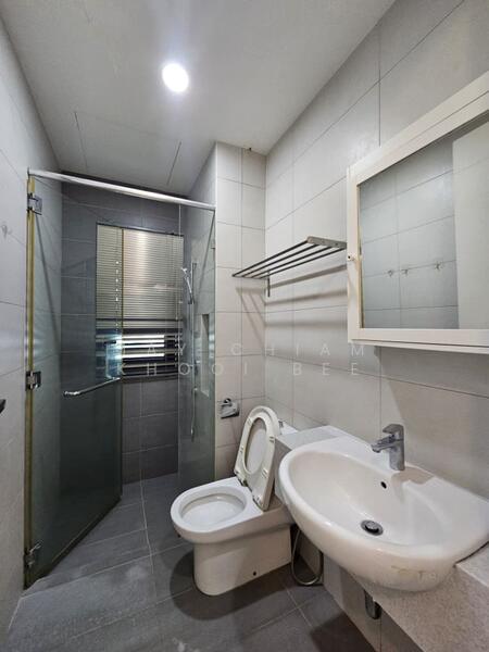 The LIGHT COLLECTION I untuk Untuk Disewa - RM 3,500 /bulan, Mac 2026 - Bathroom - PropertyGuru.com.my