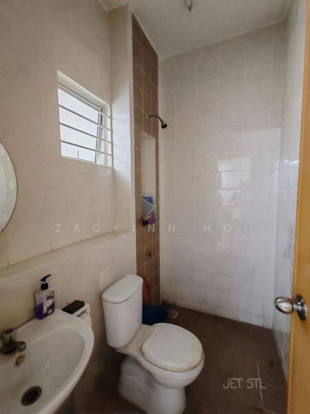 2-storey Terraced House for Sale in Setia Impian (Setia Alam) - Zackinn Hoi - Bathroom - PropertyGuru.com.my