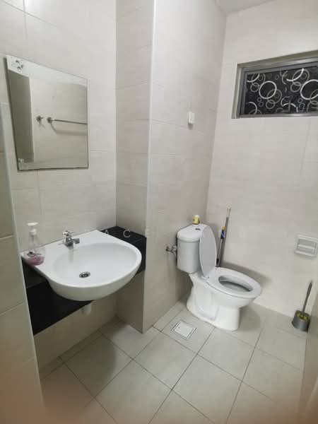 Servis Apartment untuk Dijual di Tropicana City Tropics - Grace Pang - Bathroom - PropertyGuru.com.my